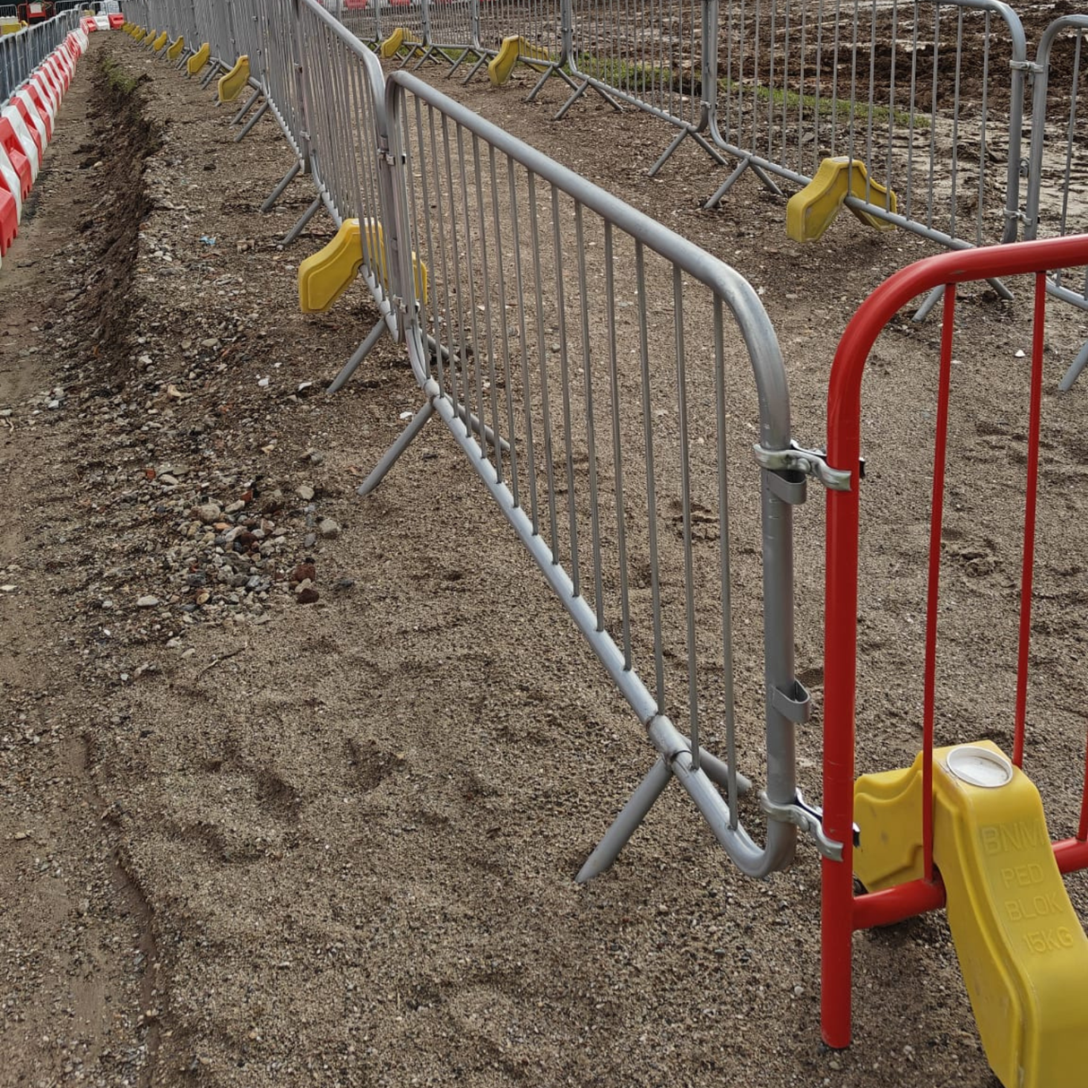 Ped Bloks in Bar Barriers